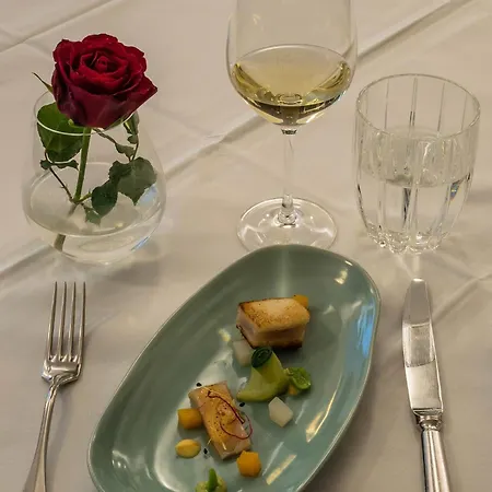 Göttfried - Essen Trinken Schlafen 3* Linz