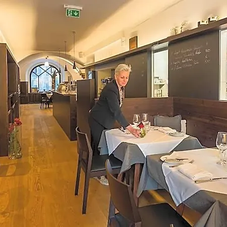 Goettfried - Essen Trinken Schlafen Linz