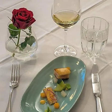 Goettfried - Essen Trinken Schlafen Linz