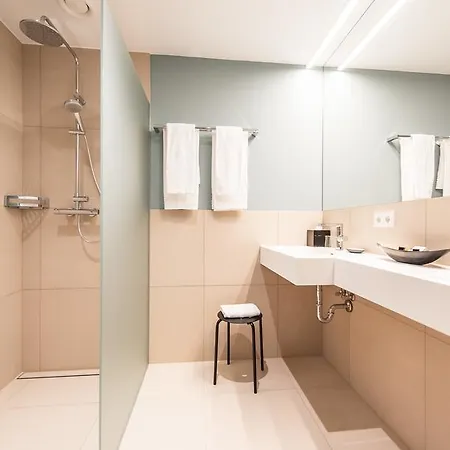 고트프리트 - 에센 트링켄 슐라펜 린츠