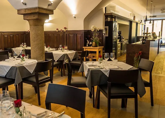 Goettfried - Essen Trinken Schlafen Otel