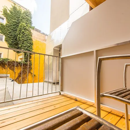 Goettfried - Essen Trinken Schlafen Hotel Linz